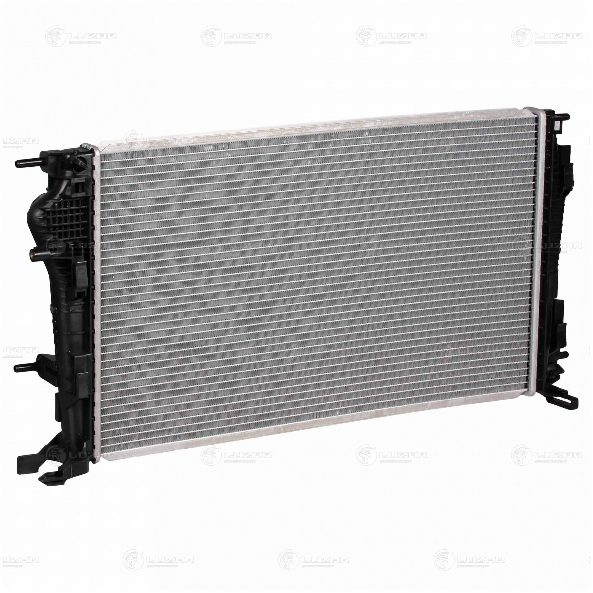 Радиатор охл. для а/м Renault Megane III (08-)/Fluence (08-) 1.9D/2.0i M/A (LRc 0904) LUZAR